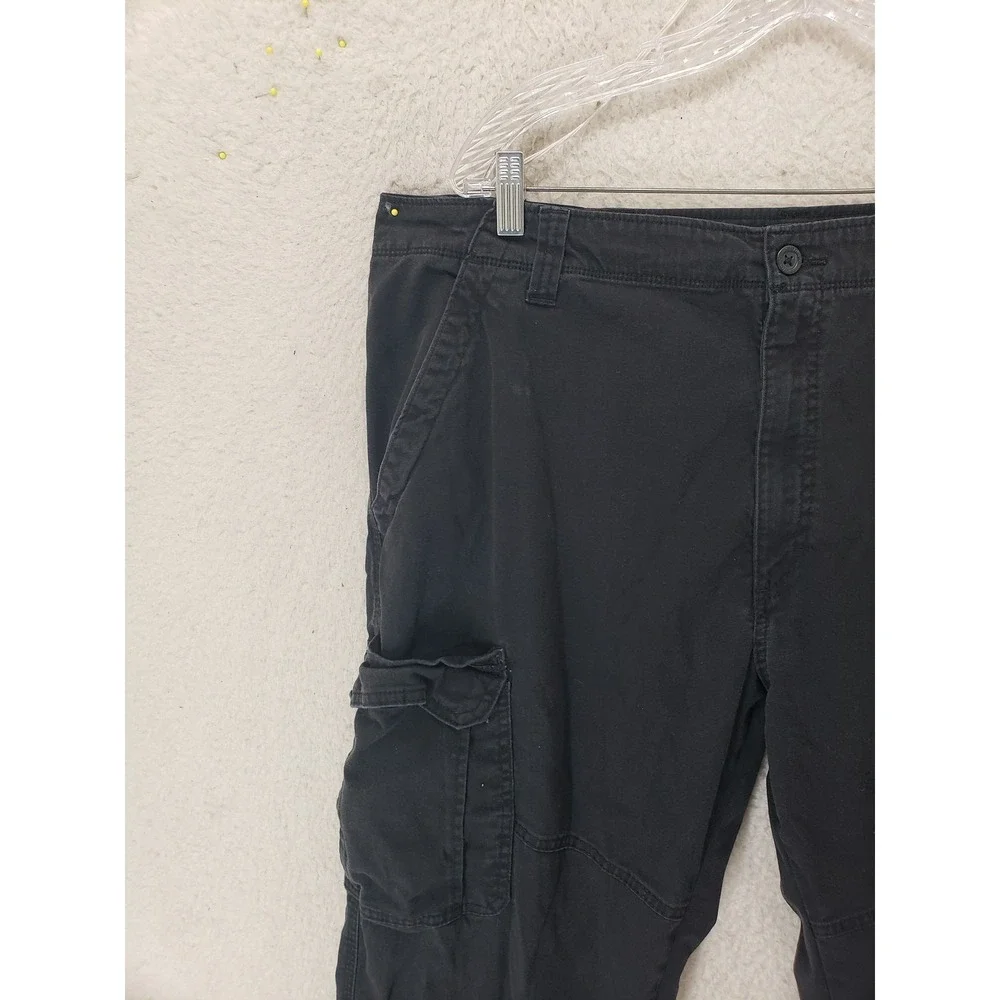 Wrangler Cargo Pants Mens 38x32 Black Relaxed Fit Utility Pocket Outdoor Comfort